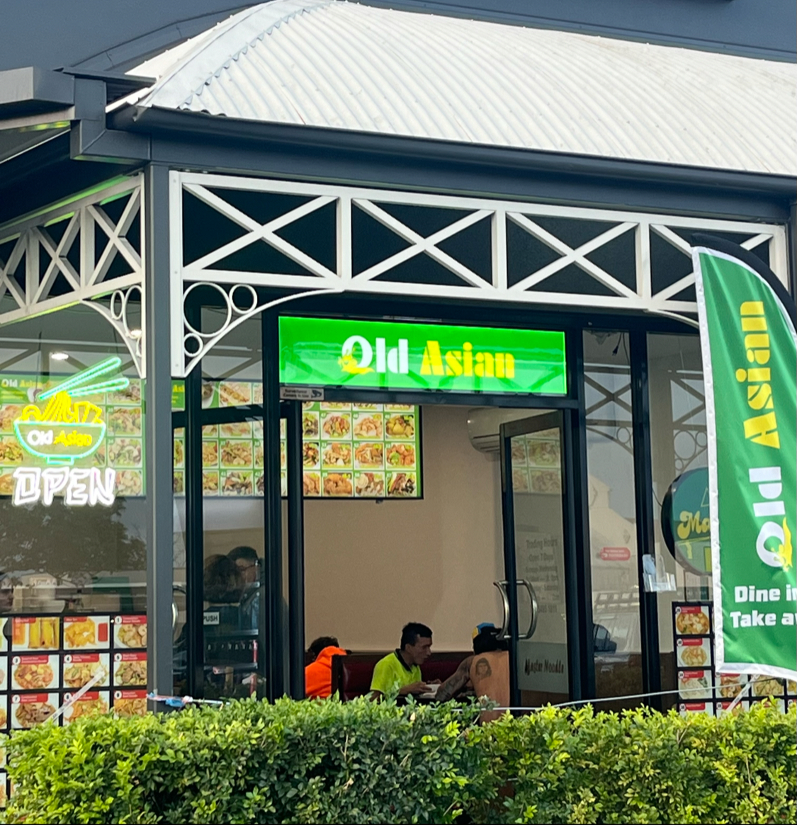 Old Asian Morayfield